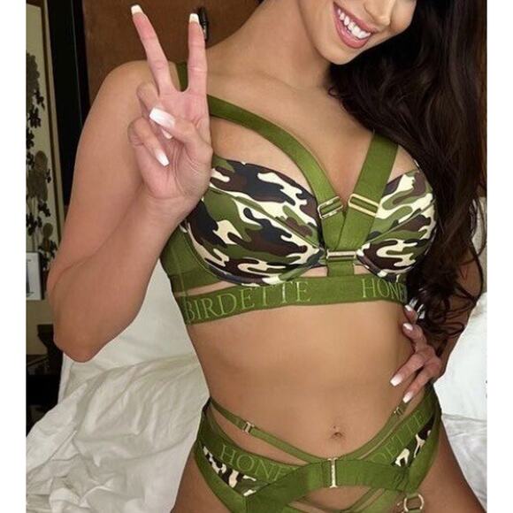 RARE🔥 Honey Birdette ELVIS💚 Green Camo Camouflage Bra 36DD - Picture 1 of 4